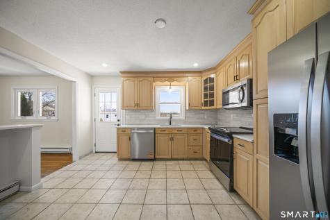 25 Greenview Drive Waterbury CT 06708
