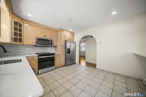 25 Greenview Drive Waterbury CT 06708