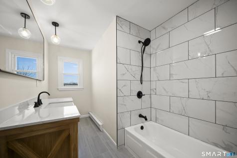 25 Greenview Drive Waterbury CT 06708
