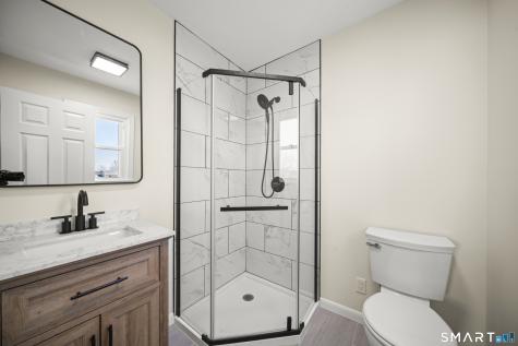 25 Greenview Drive Waterbury CT 06708
