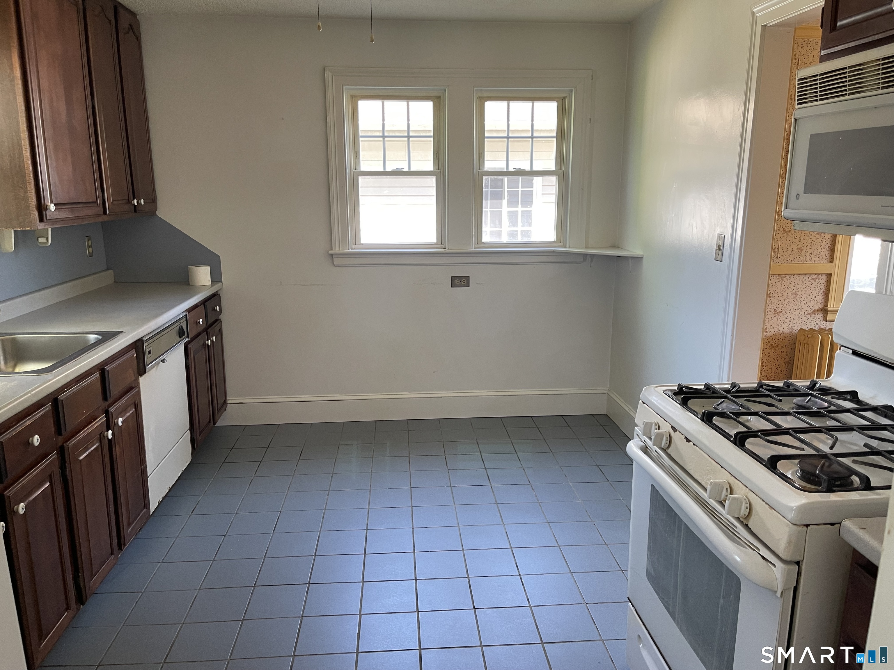 22 Carmel Street Hartford CT 06106