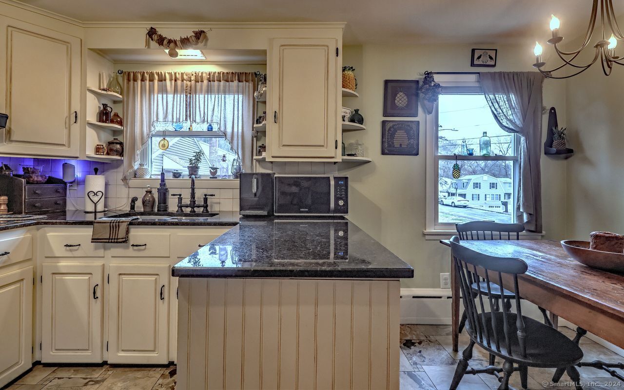 15 Walter Road Seymour CT 06483