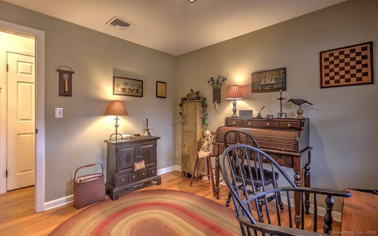 15 Walter Road Seymour CT 06483