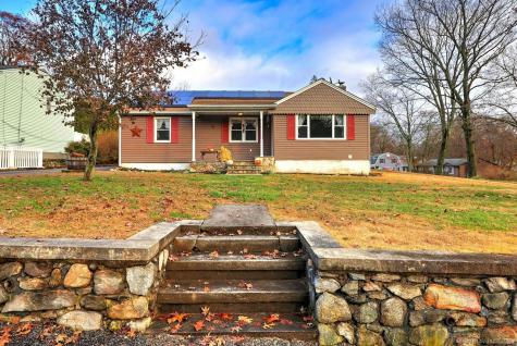 15 Walter Road Seymour CT 06483