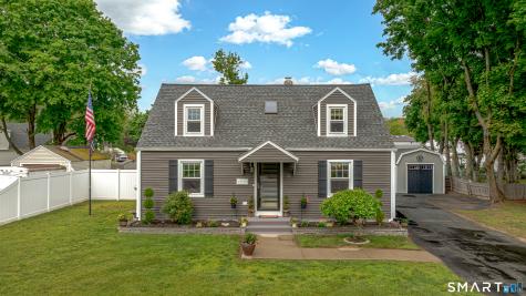 4 Nicholas Drive East Haven CT 06512