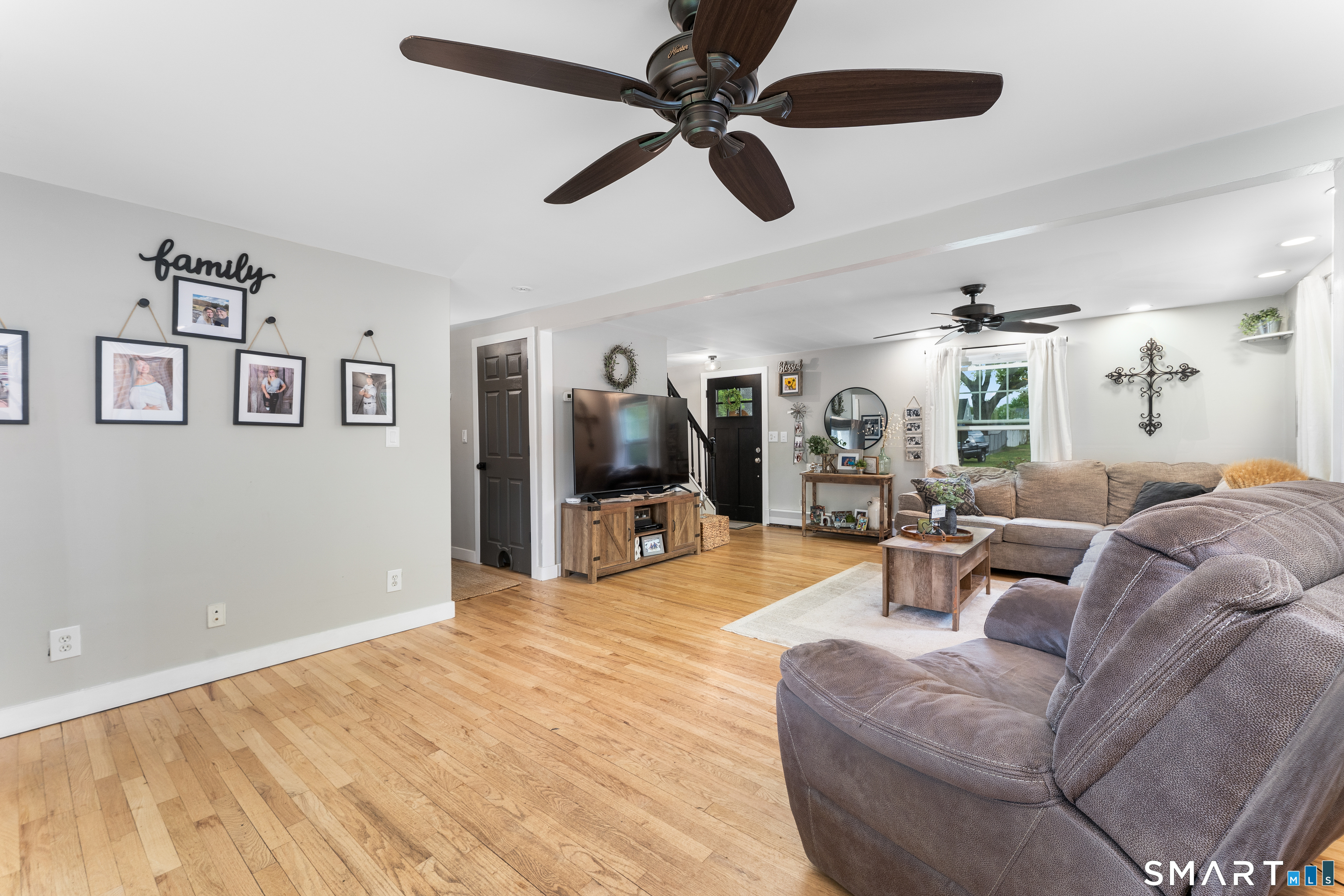 4 Nicholas Drive East Haven CT 06512