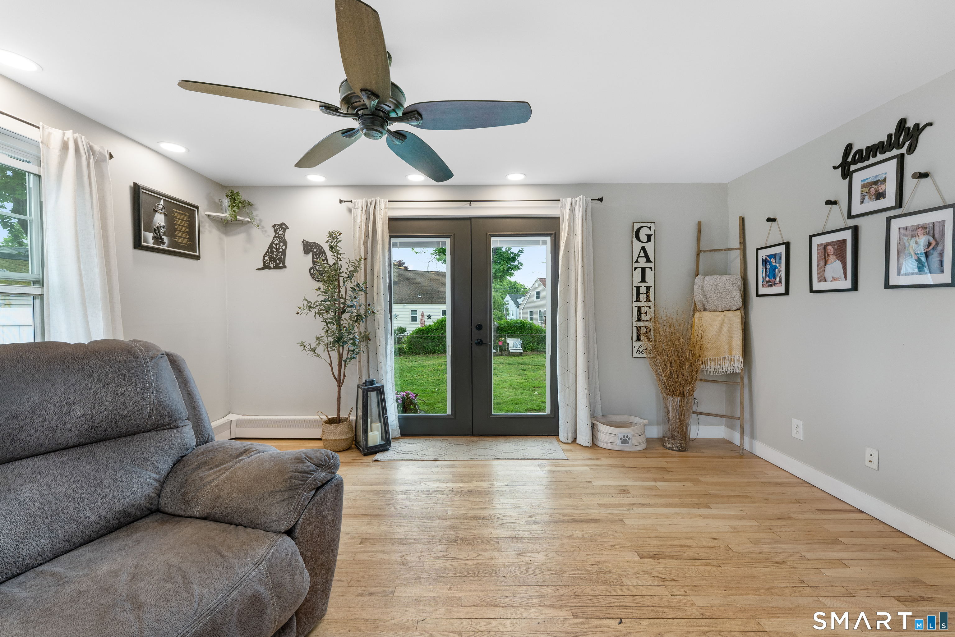 4 Nicholas Drive East Haven CT 06512
