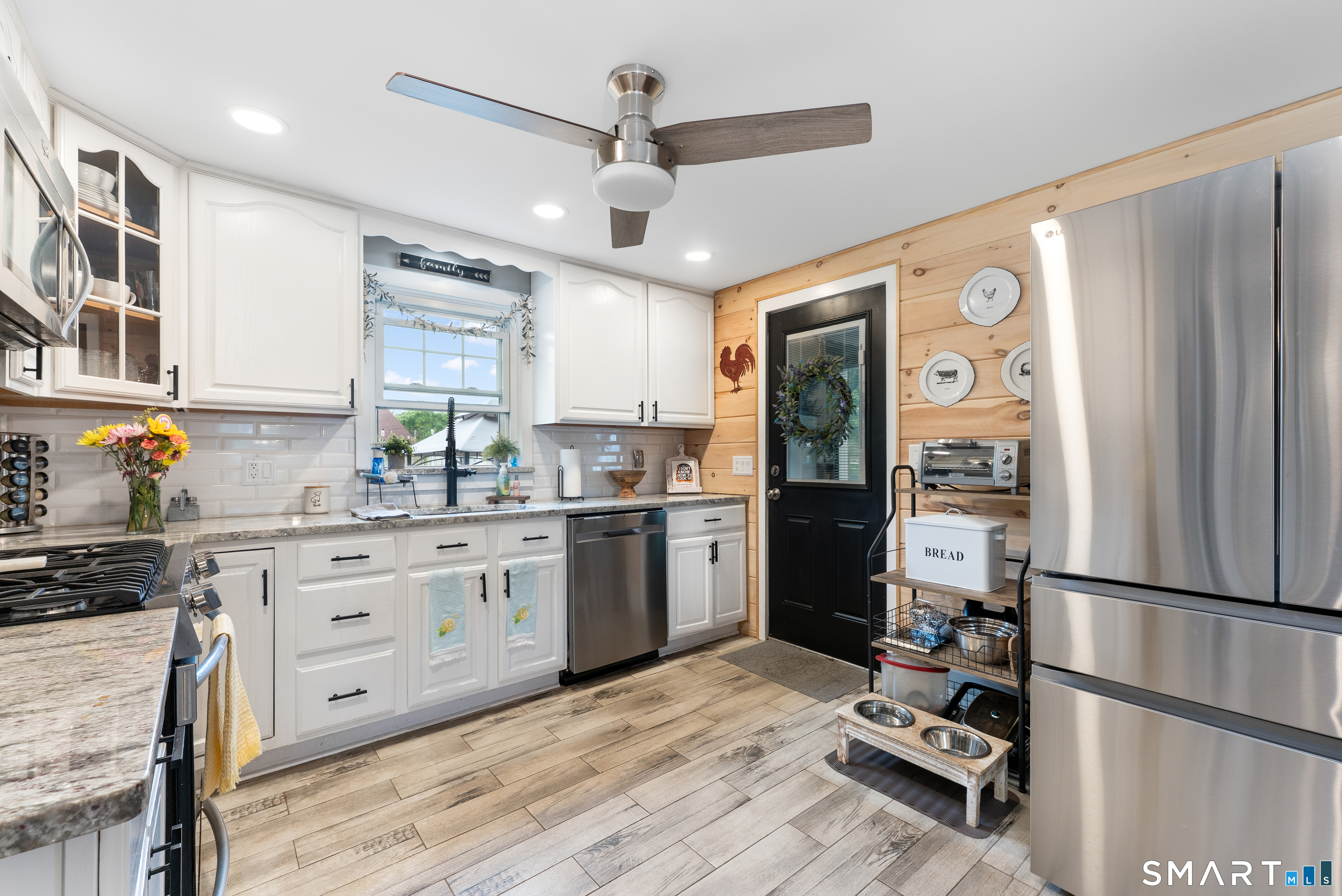 4 Nicholas Drive East Haven CT 06512