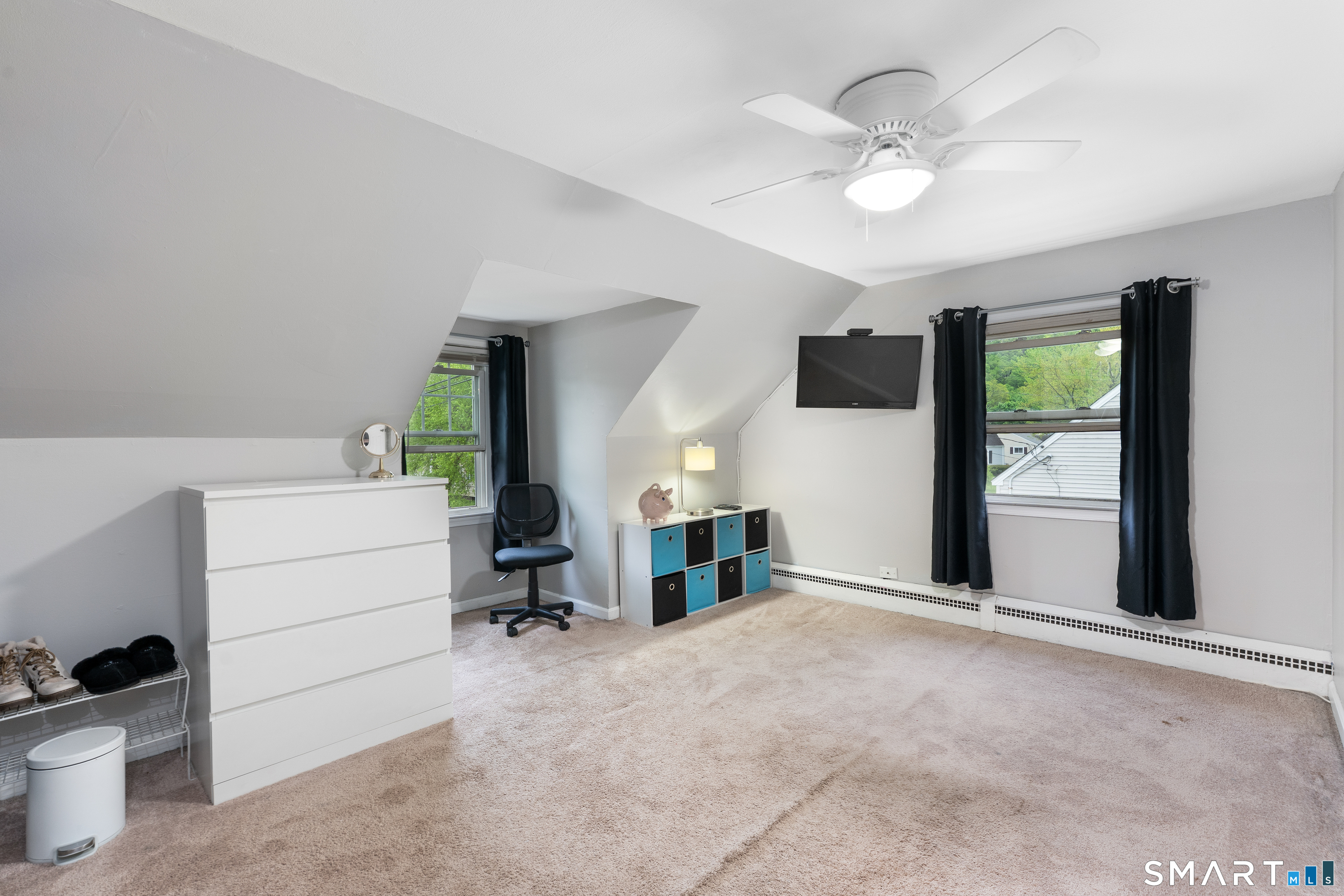 4 Nicholas Drive East Haven CT 06512