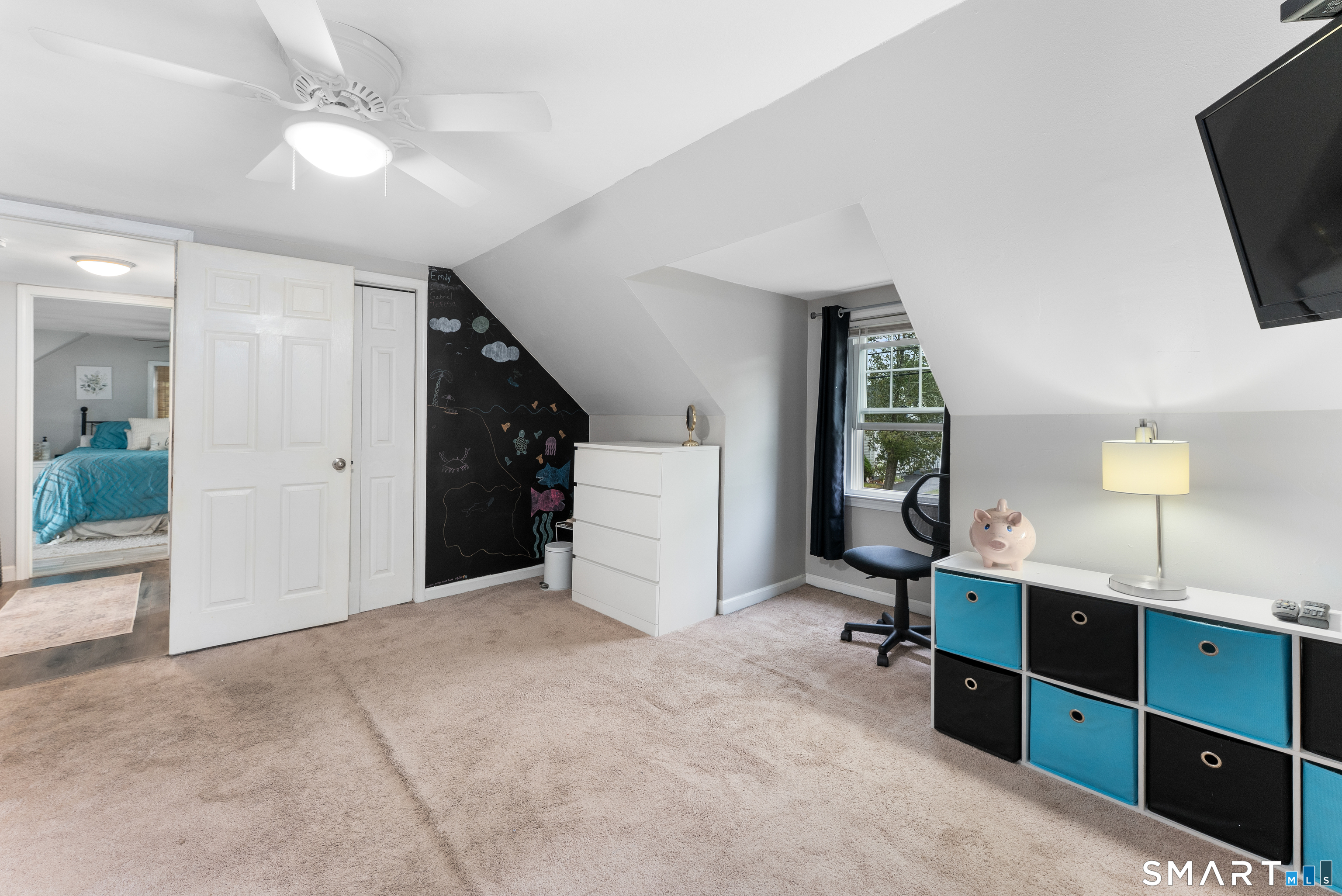 4 Nicholas Drive East Haven CT 06512