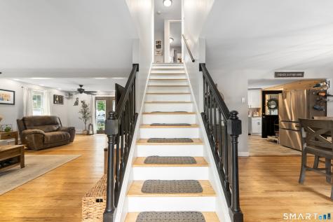 4 Nicholas Drive East Haven CT 06512