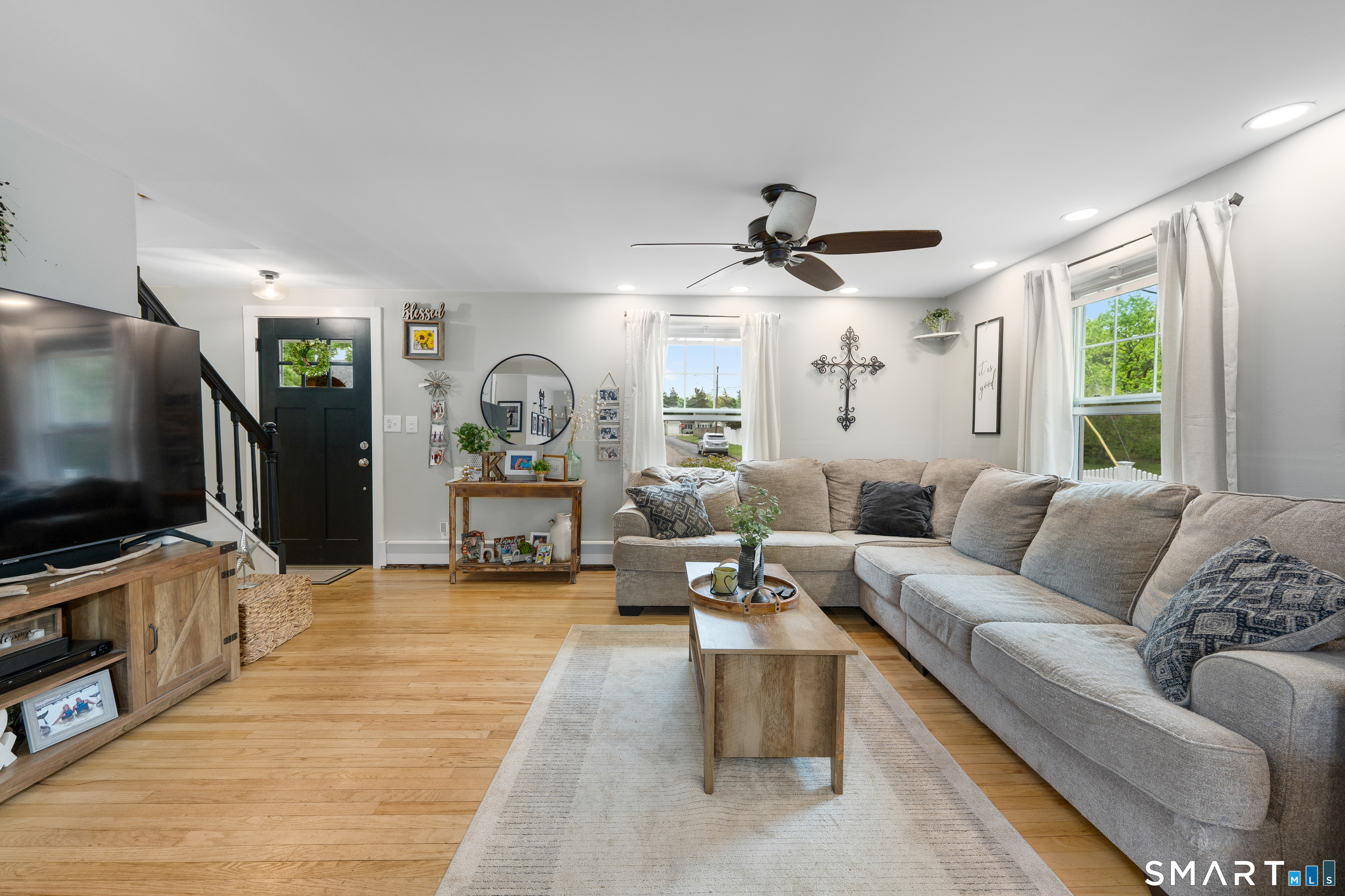 4 Nicholas Drive East Haven CT 06512