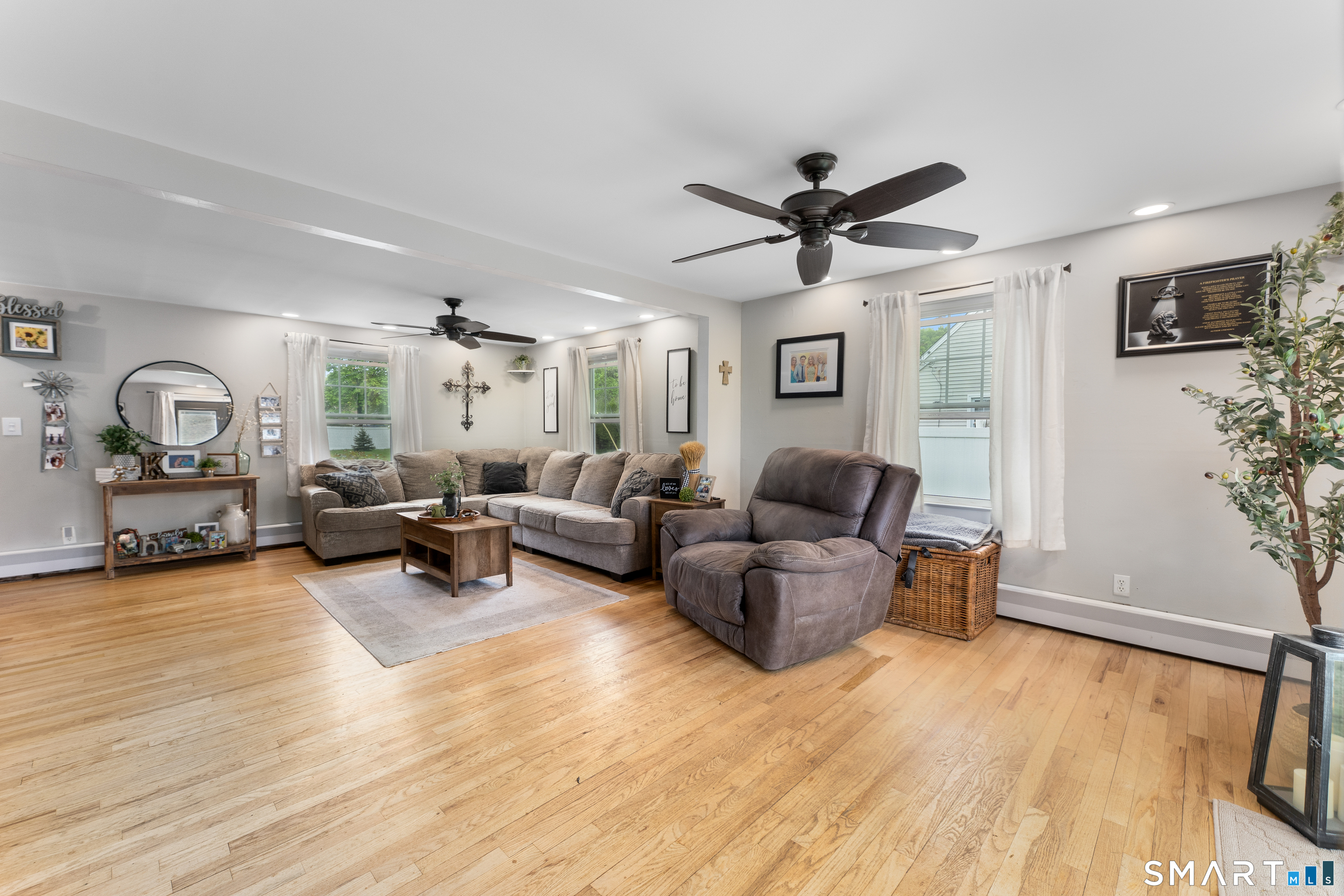 4 Nicholas Drive East Haven CT 06512