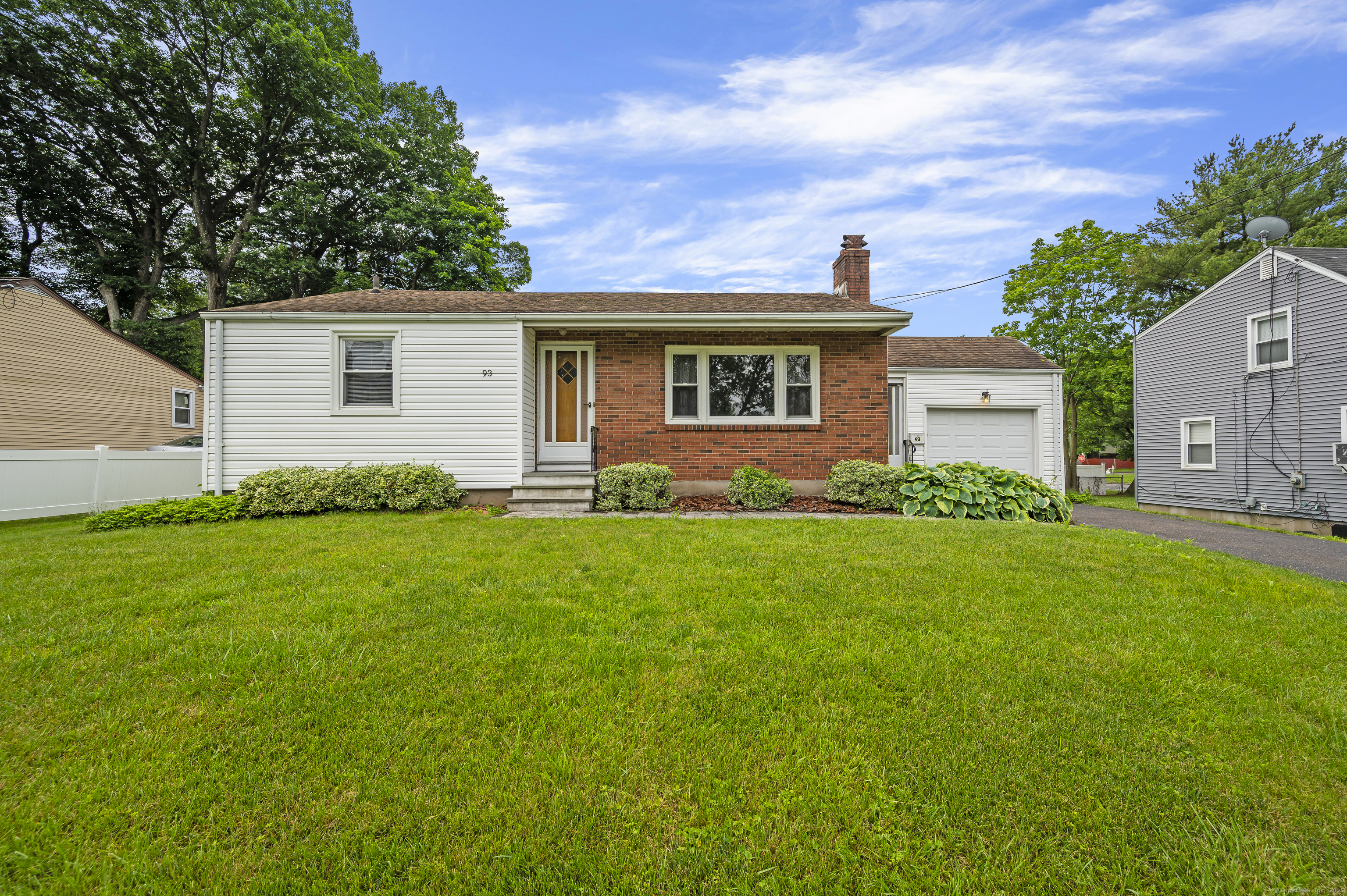 93 East Euclid Street Bloomfield CT 06002