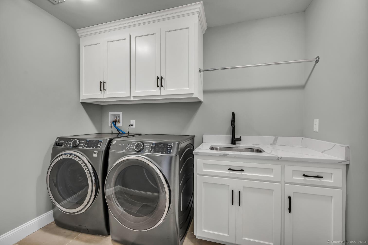 105 (Option B) Crosby Road Glastonbury CT 06033