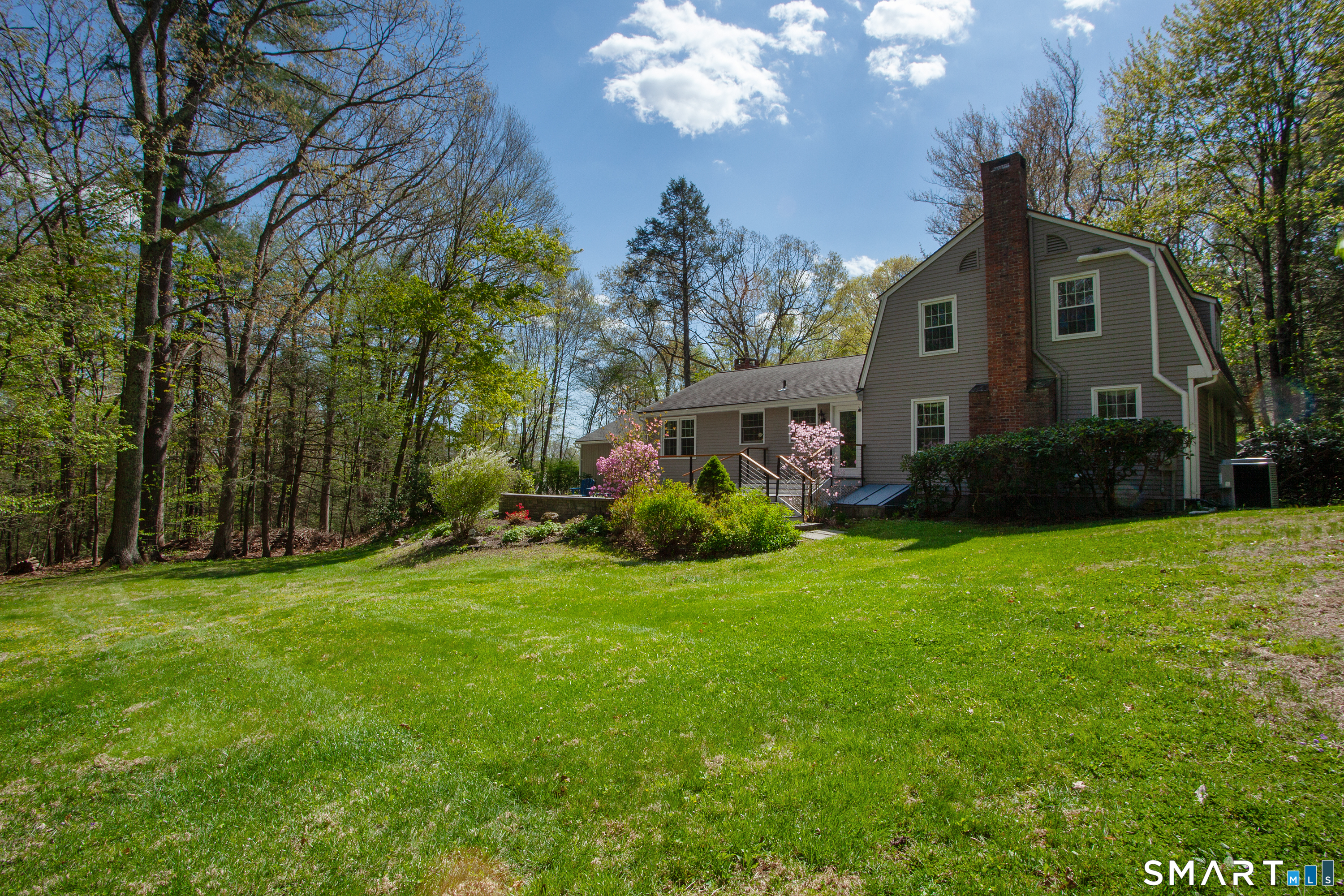 21 Woodland Drive Canton CT 06019