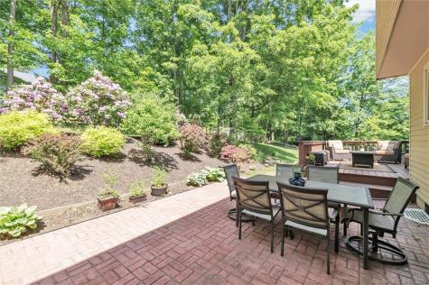 15 Gristmill Lane Shelton CT 06484
