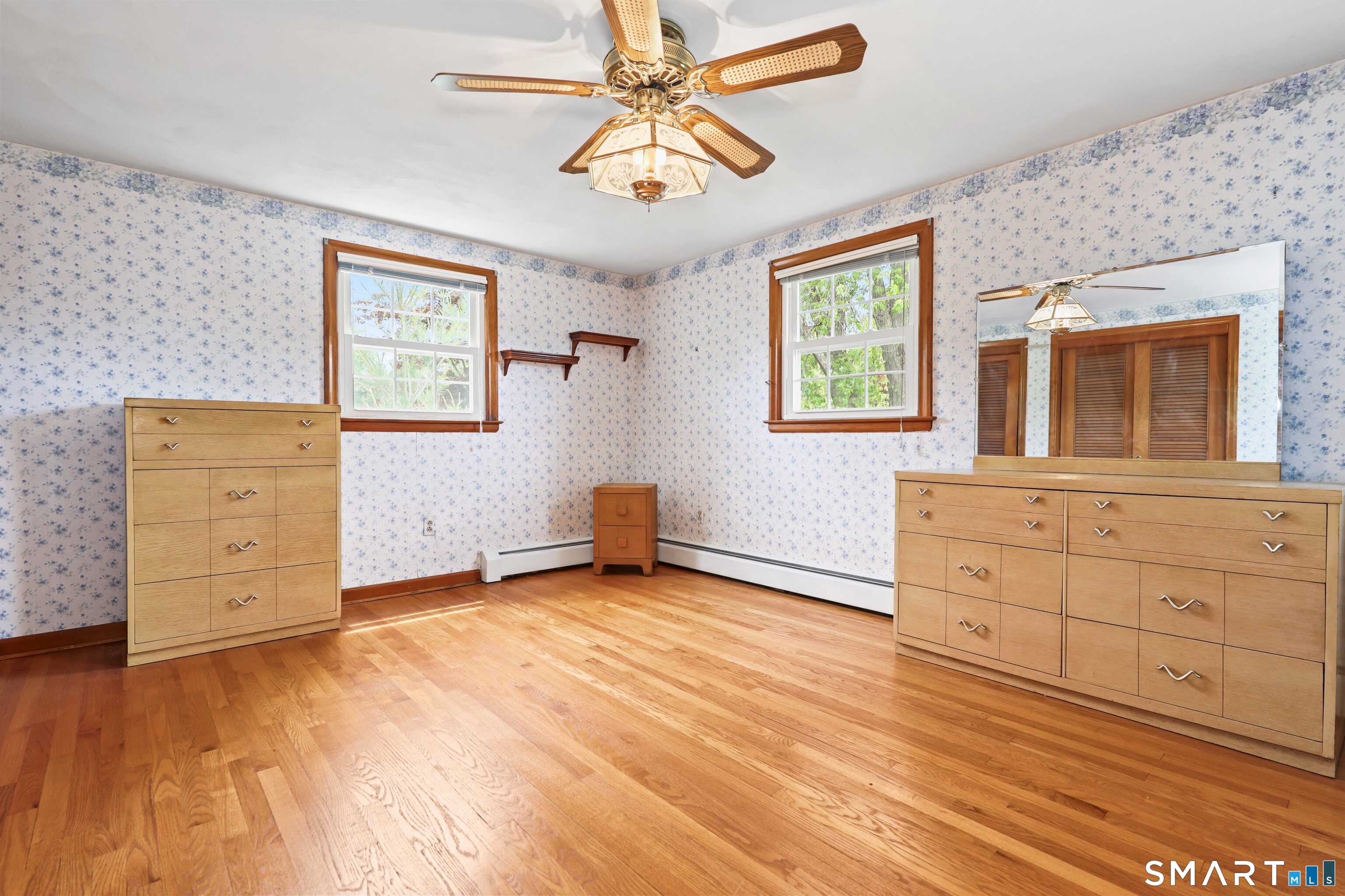 32 Loveland Lane Bristol CT 06010