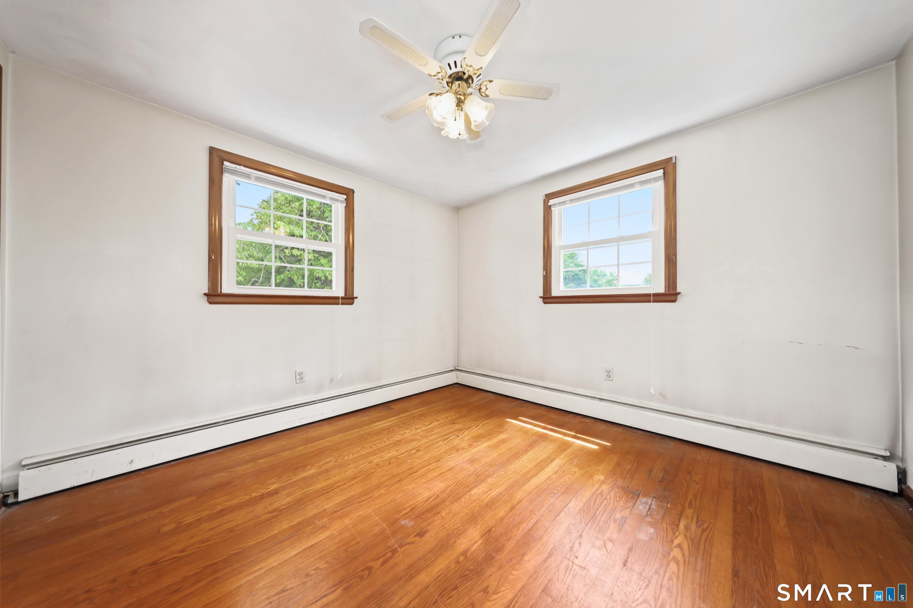 32 Loveland Lane Bristol CT 06010