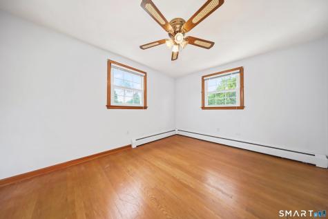 32 Loveland Lane Bristol CT 06010