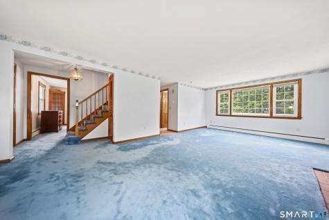 32 Loveland Lane Bristol CT 06010