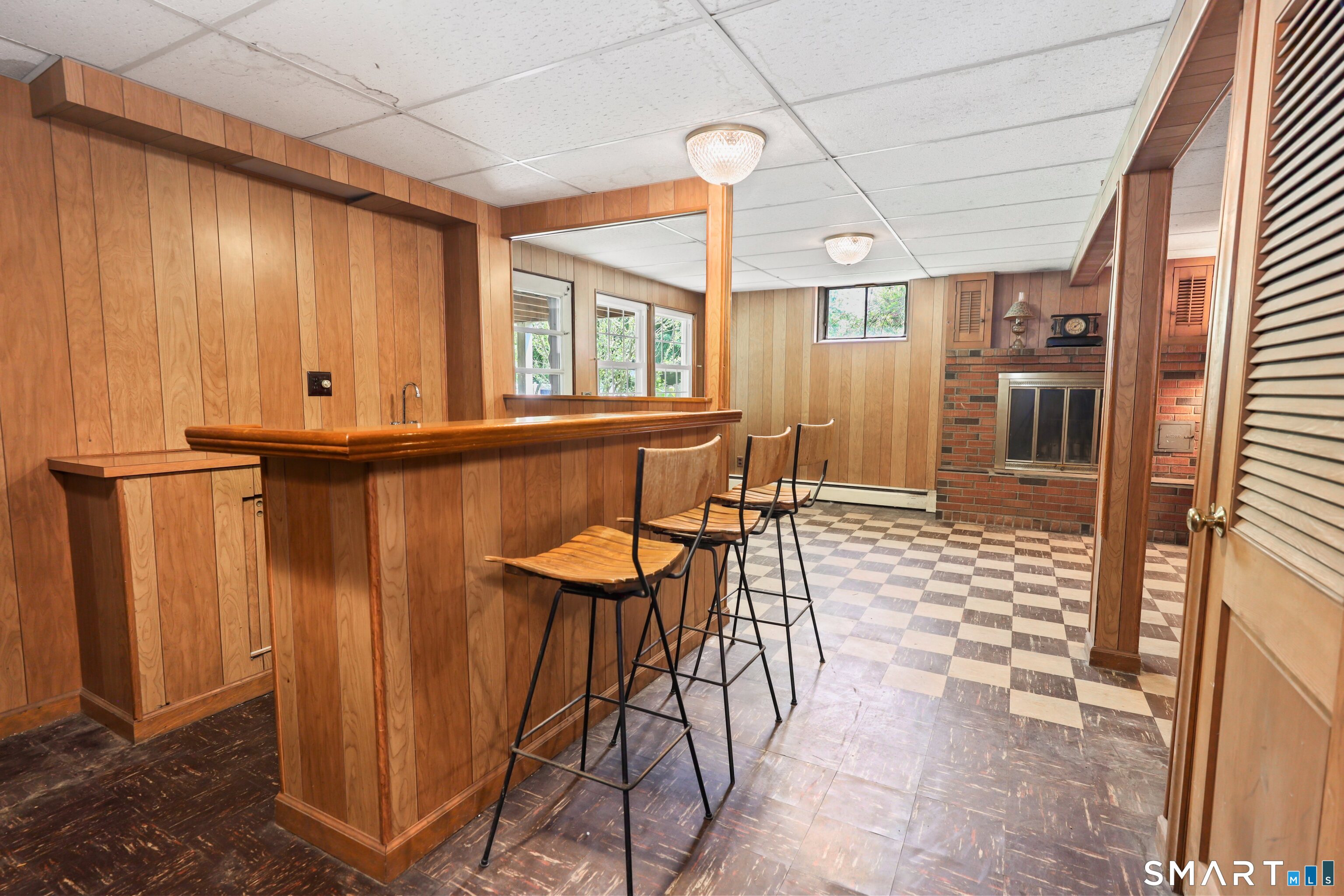 32 Loveland Lane Bristol CT 06010