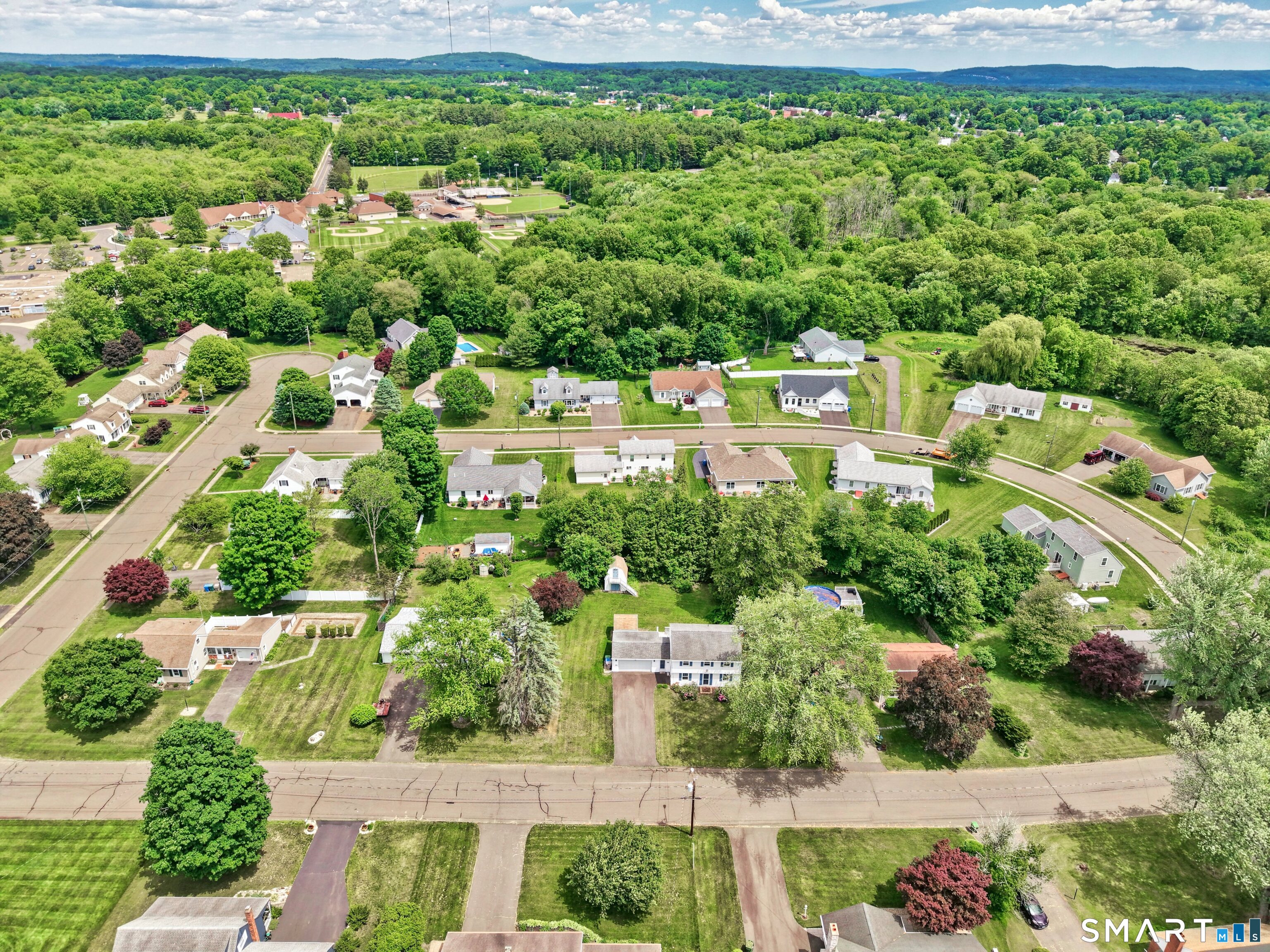 32 Loveland Lane Bristol CT 06010