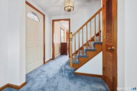 32 Loveland Lane Bristol CT 06010
