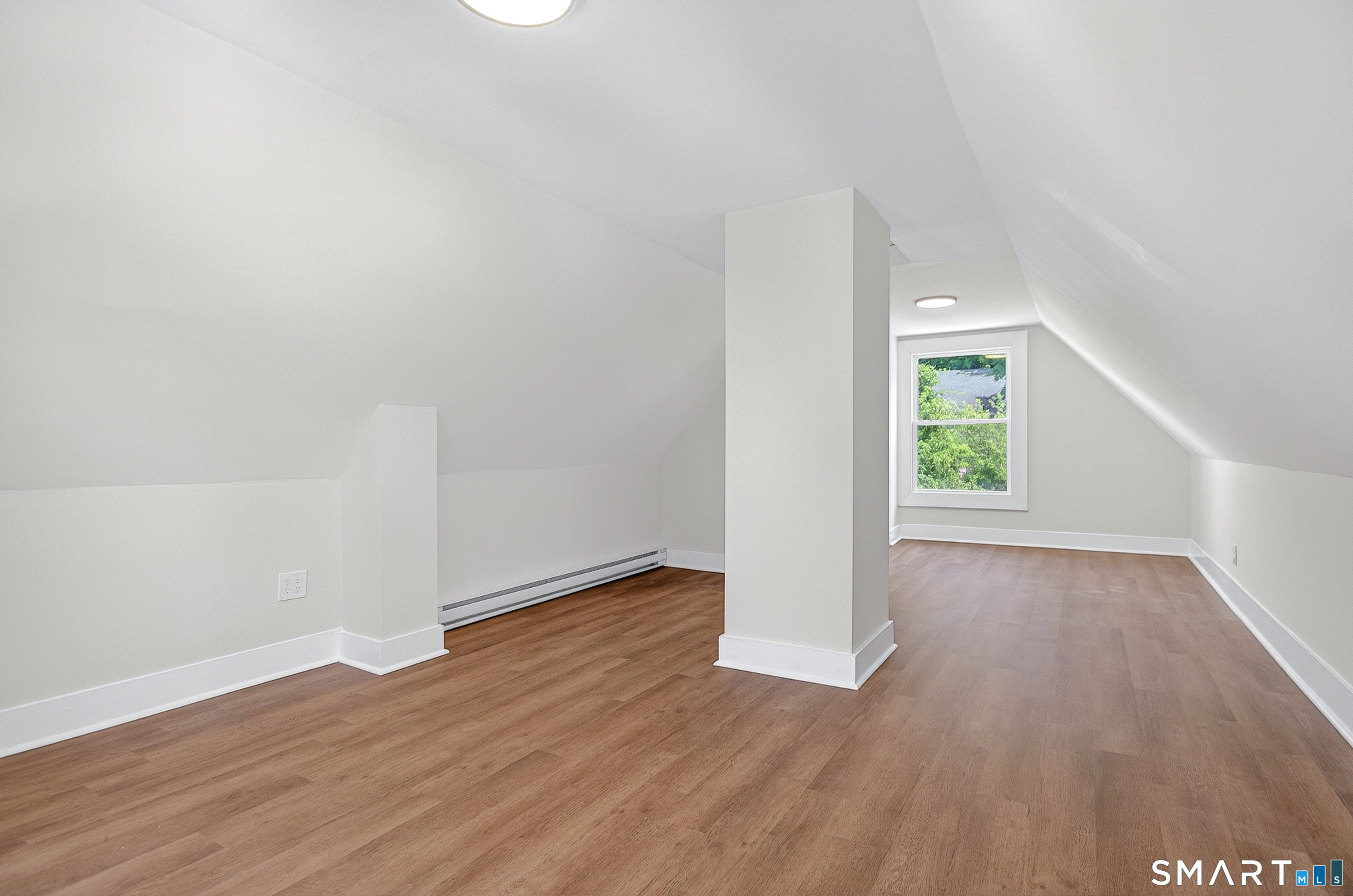 38 White Street Bridgeport CT 06610