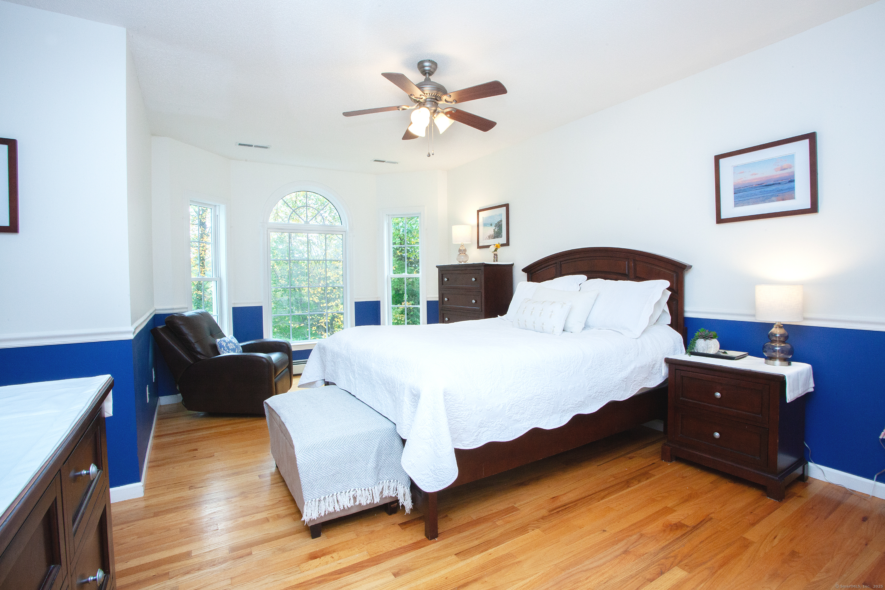 9 Village Square Canton CT 06019