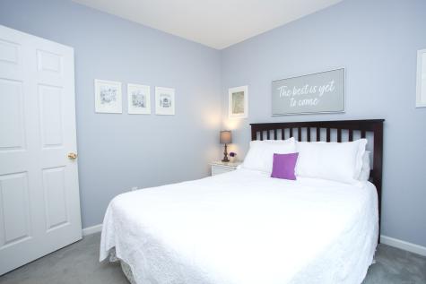 9 Village Square Canton CT 06019