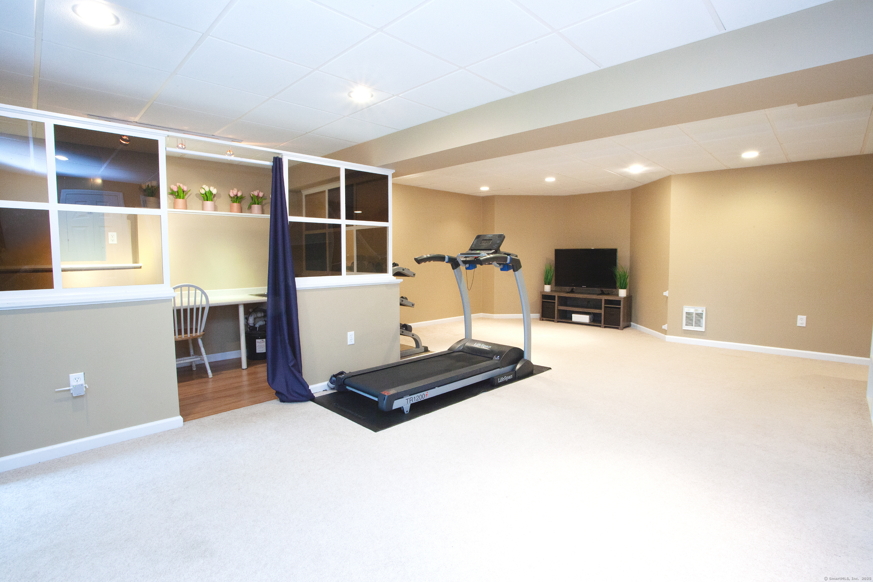 9 Village Square Canton CT 06019