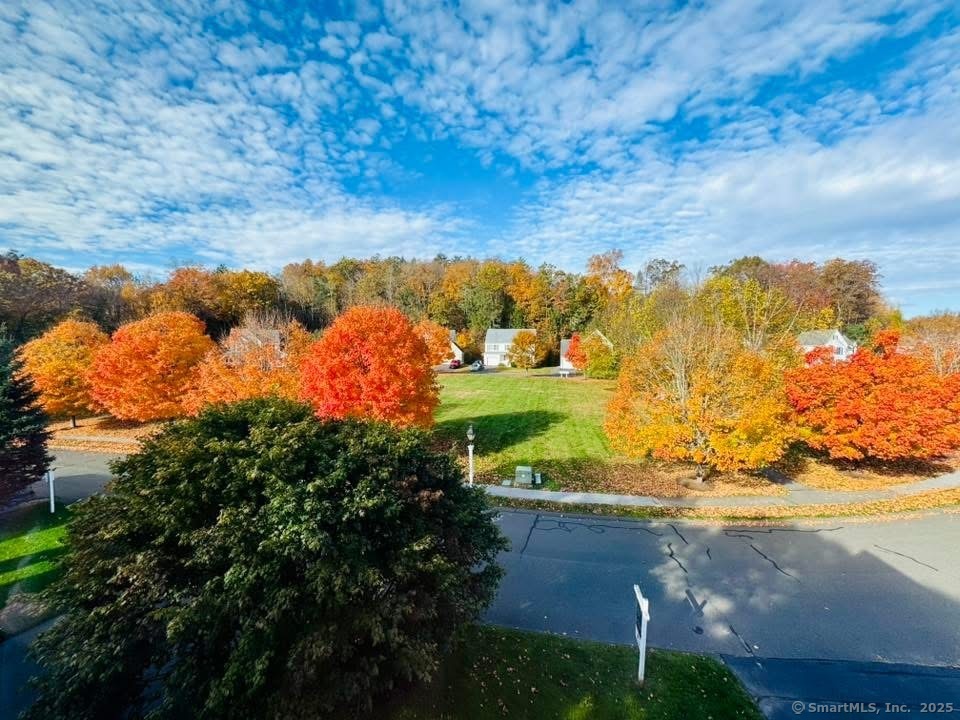 9 Village Square Canton CT 06019