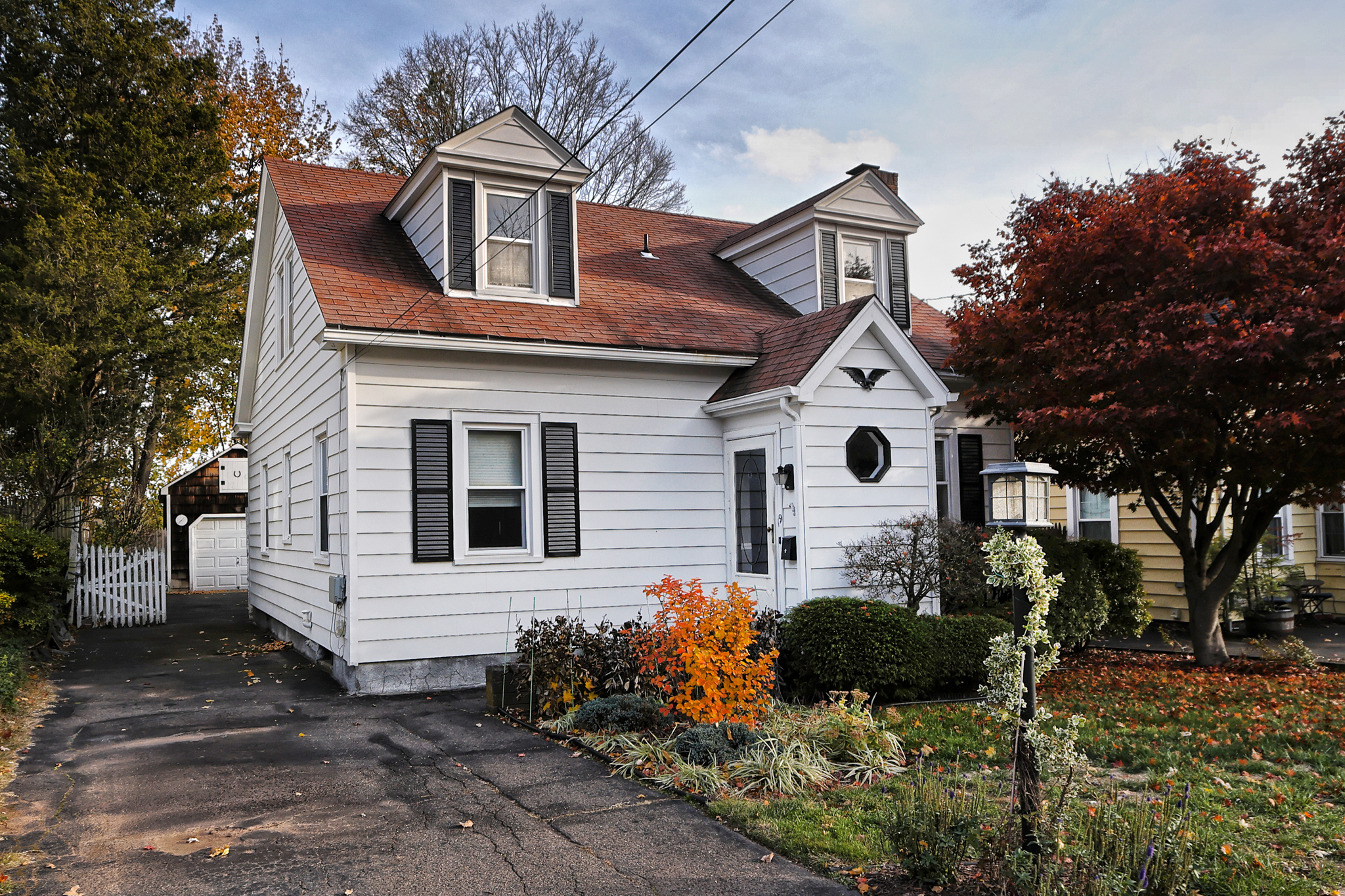 19 Lakeview Avenue Hamden CT 06514