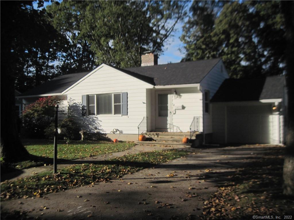 59 Oakridge Road Waterbury CT 06706