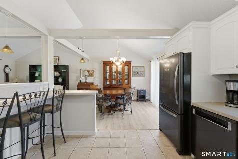 1512 Country Club Road Middletown CT 06457