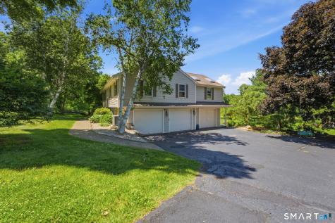 1512 Country Club Road Middletown CT 06457