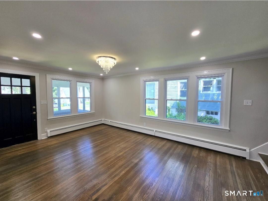 124 Woodbine Street Waterbury CT 06705