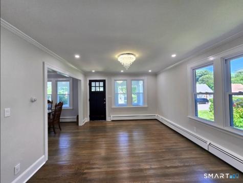 124 Woodbine Street Waterbury CT 06705