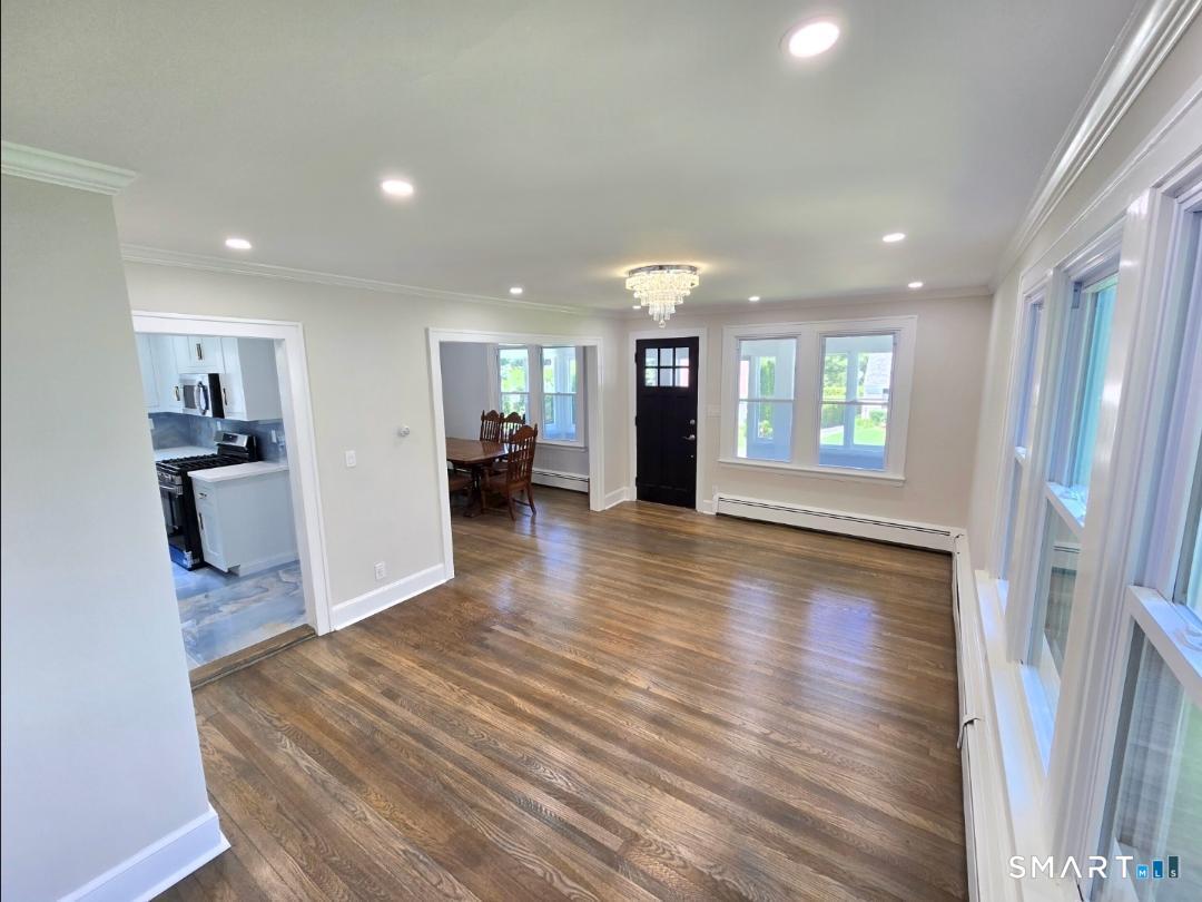 124 Woodbine Street Waterbury CT 06705
