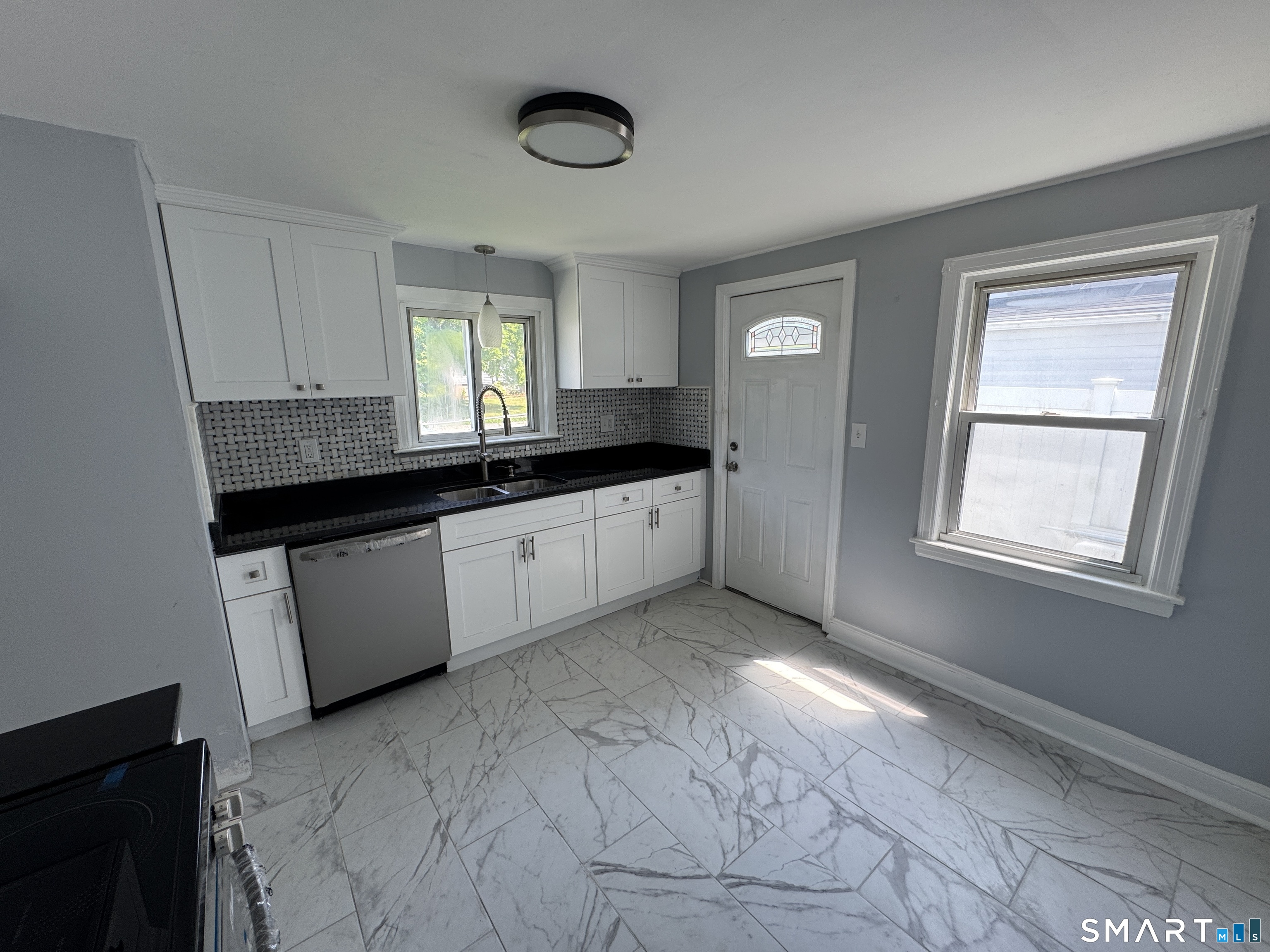 25 Montrose Street Hartford CT 06106