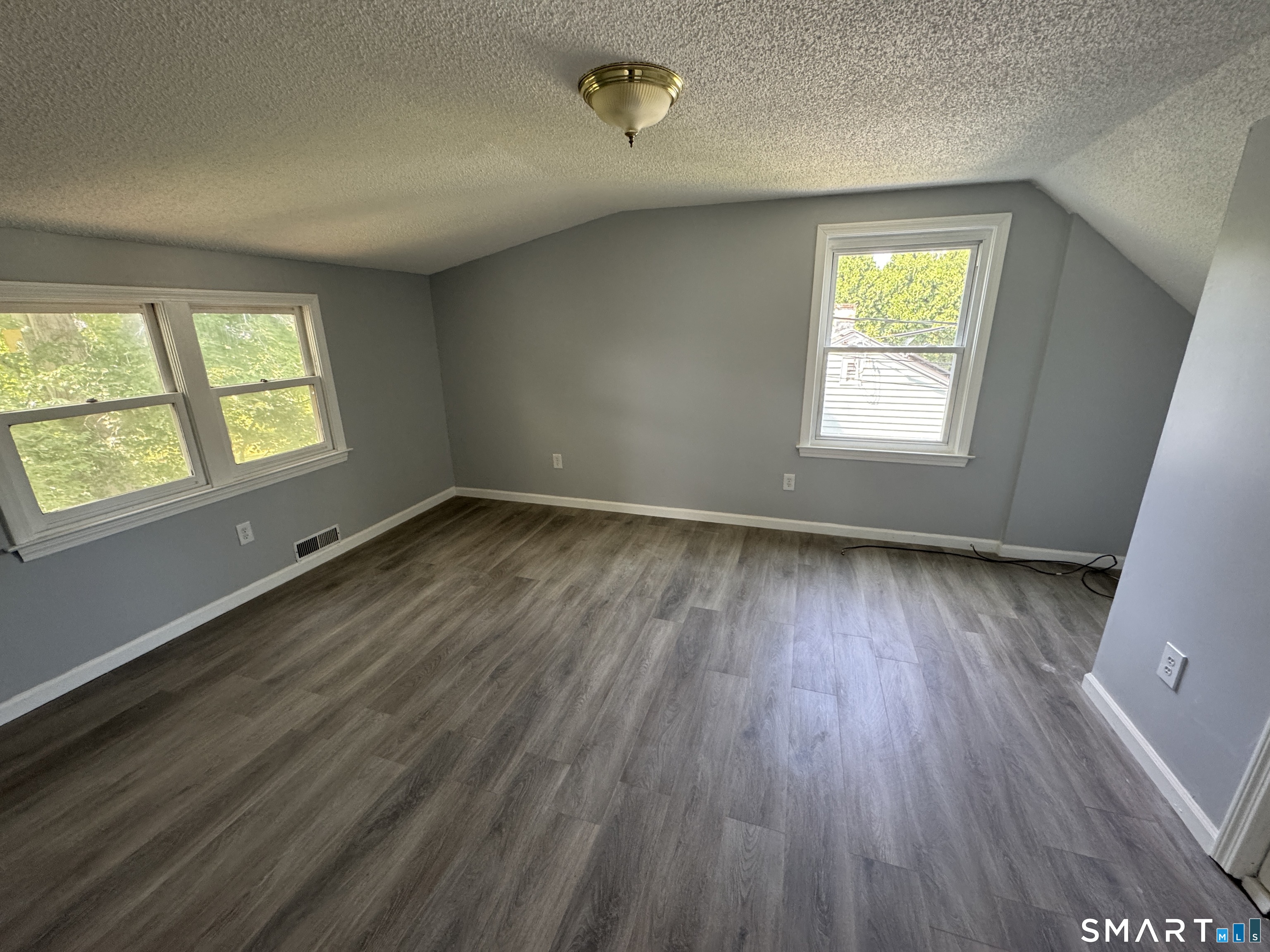 25 Montrose Street Hartford CT 06106
