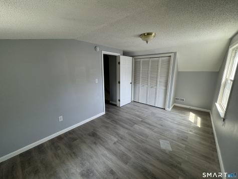 25 Montrose Street Hartford CT 06106