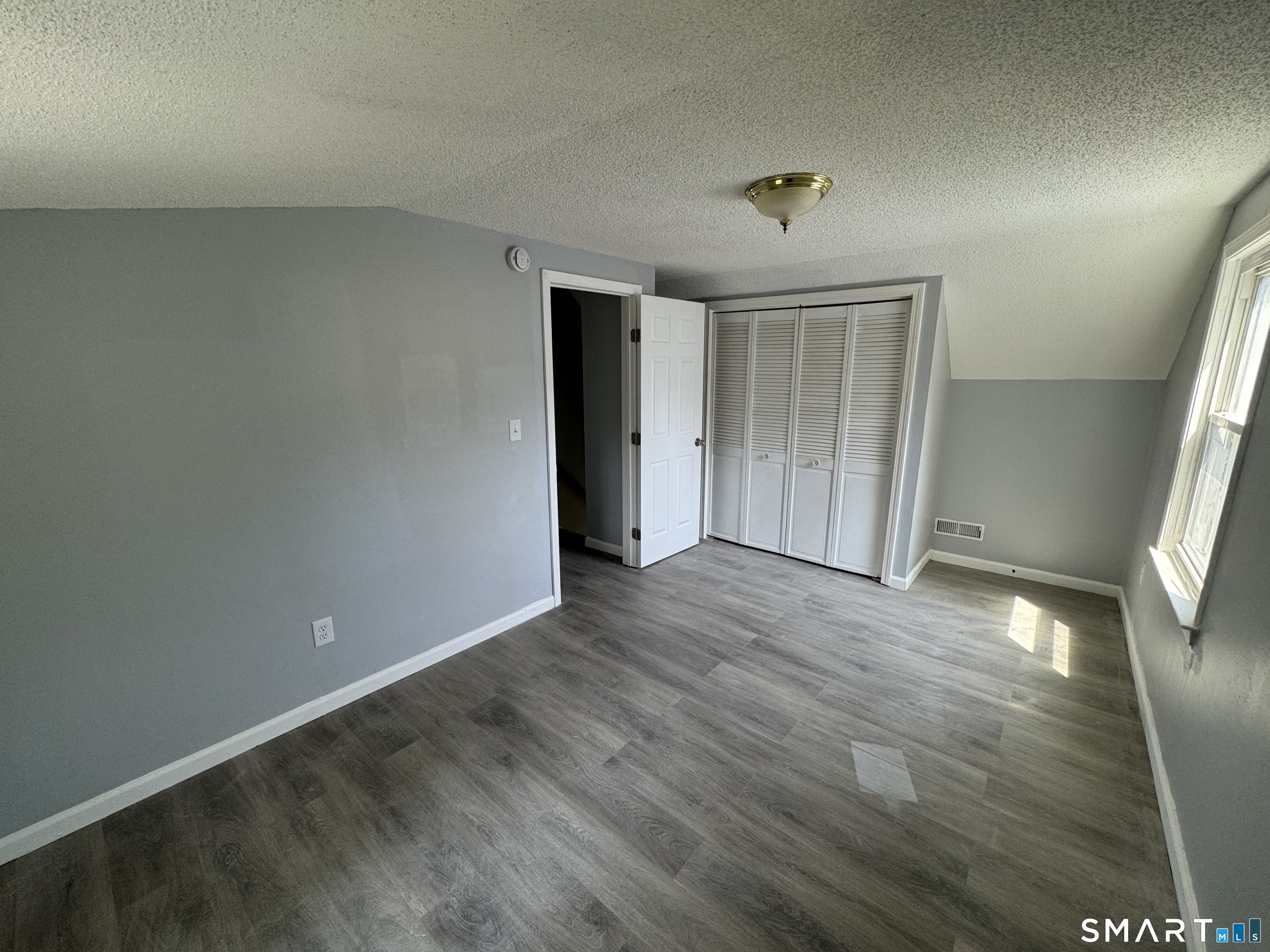 25 Montrose Street Hartford CT 06106