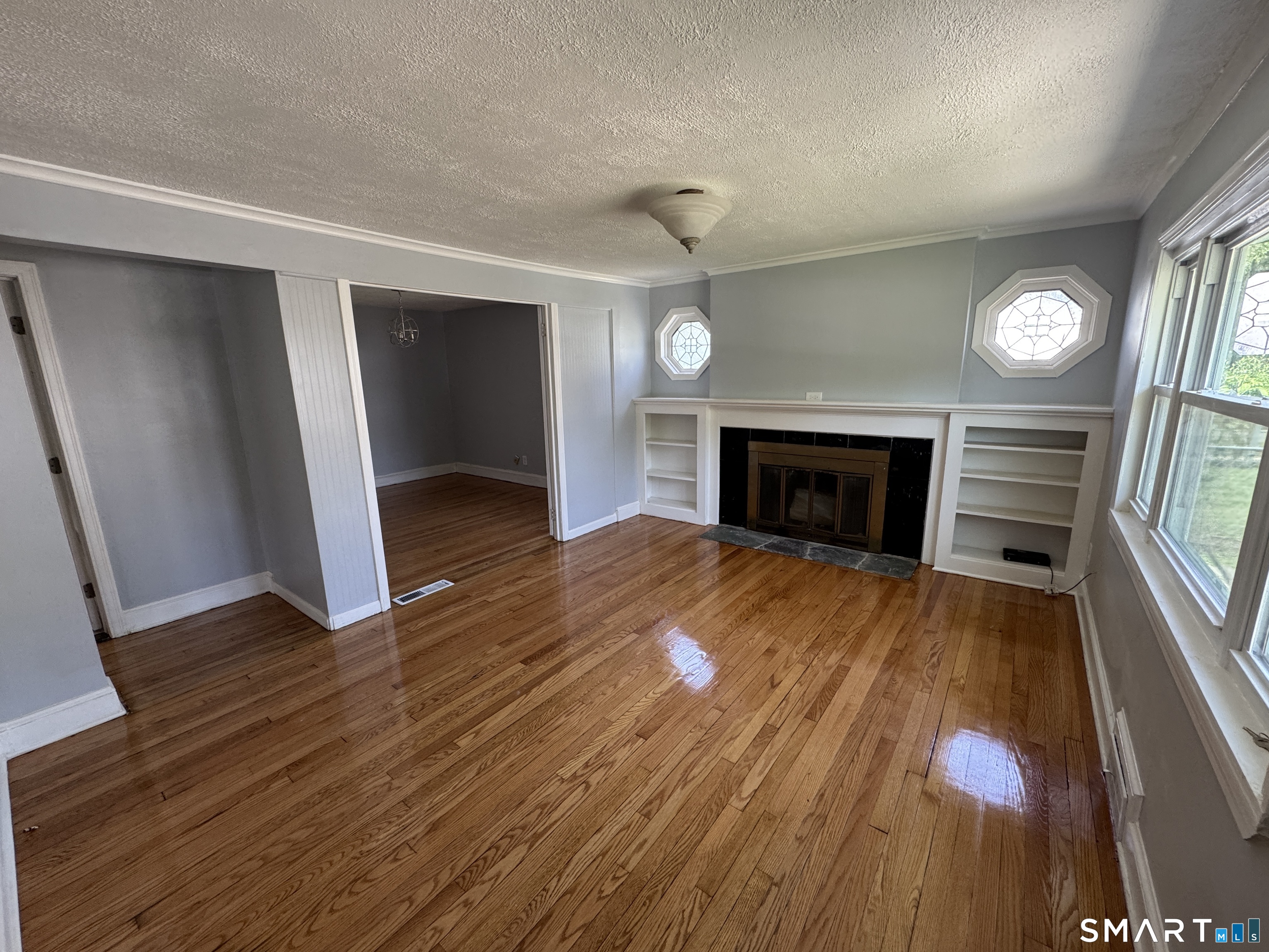 25 Montrose Street Hartford CT 06106