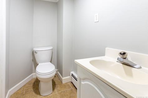 101 Englewood Avenue West Hartford CT 06110