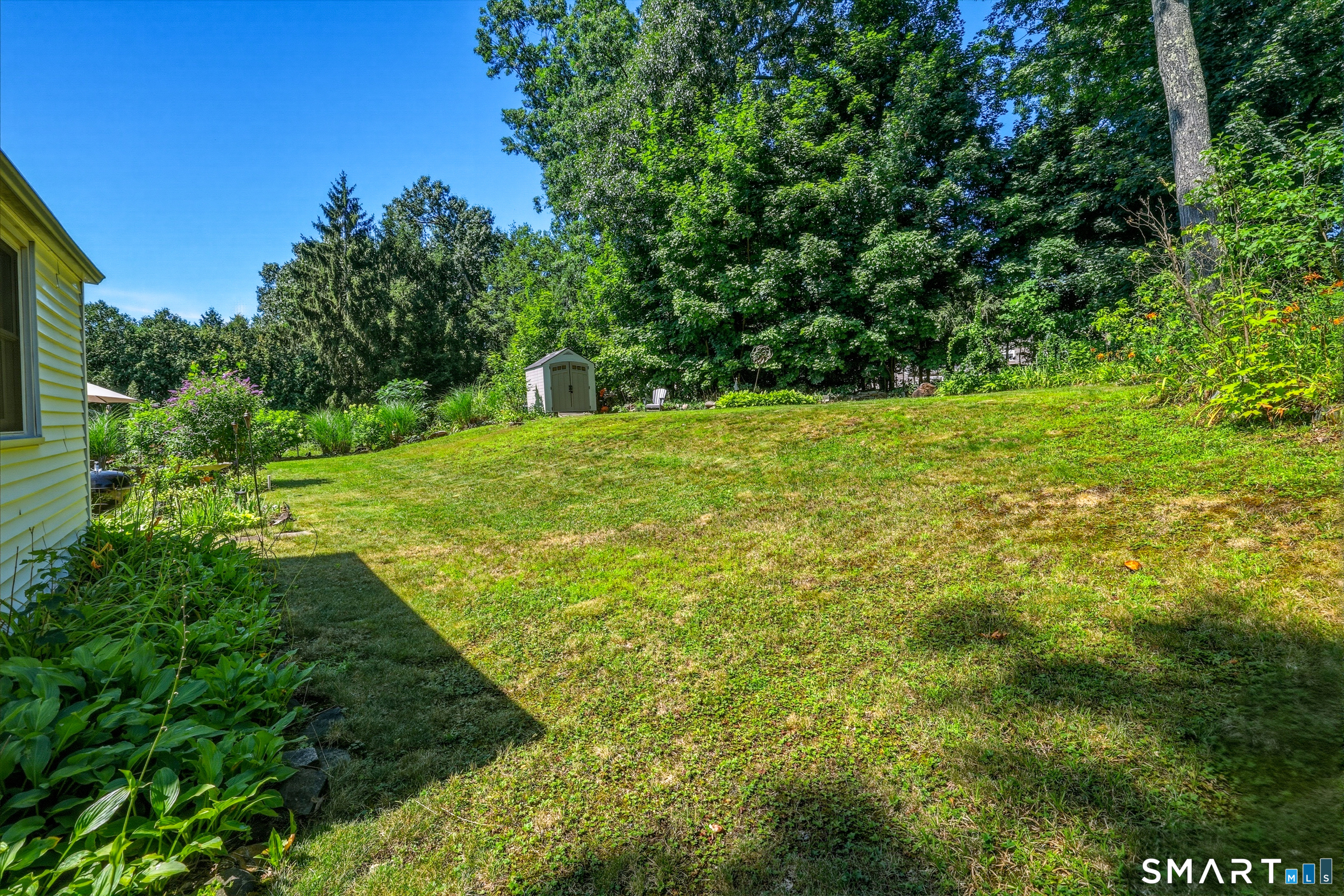 40 Vantana Drive Bristol CT 06010