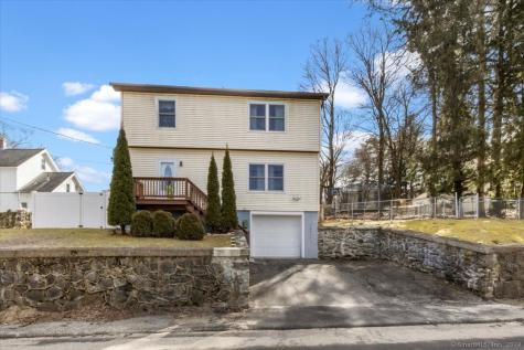 17 Delaware Avenue Waterbury CT 06708