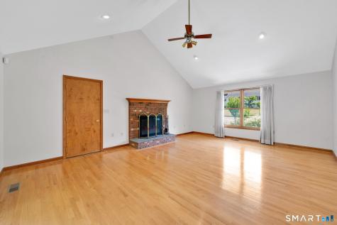 23-A Country Way Wallingford CT 06492