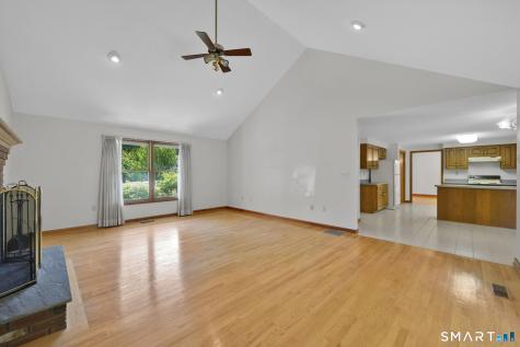 23-A Country Way Wallingford CT 06492